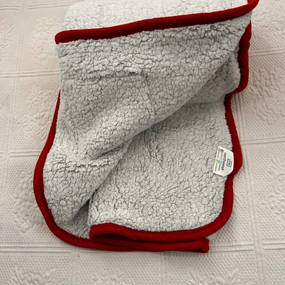 Northwest Tampa Bay Buccaneers NFL Sherpa Fleece Throw Blanket Red White